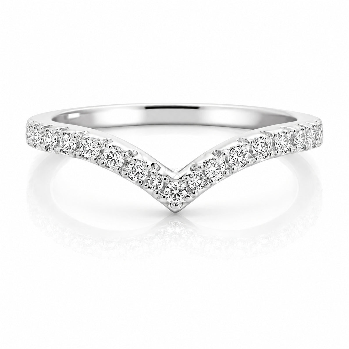 Sudraba gredzens ar moisanītiem „Crystal V“