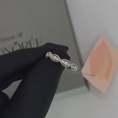 Sudraba gredzens ar moisanītiem „Olive Twist“