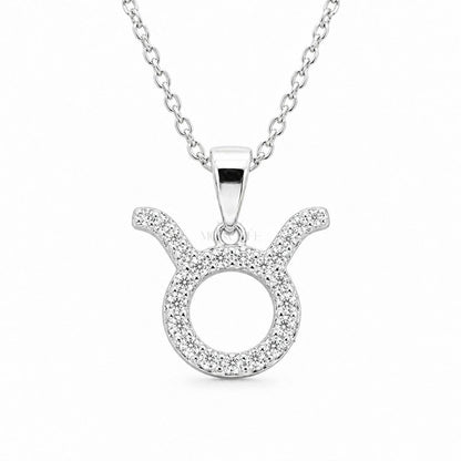 Sidabrinis Jaučio zodiako pakabukas su moisanitais ir grandinėle „Taurus“ - MONOREE